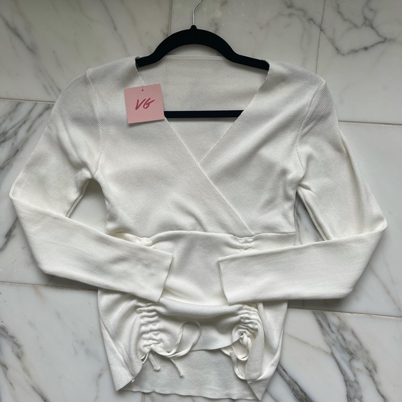 NWT Verge Girl The Edit Ruched Knit Top - Picture 4 of 6